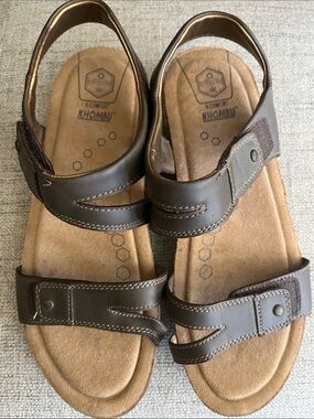 Khombu Brown Casual Adjustable Strap Sandals